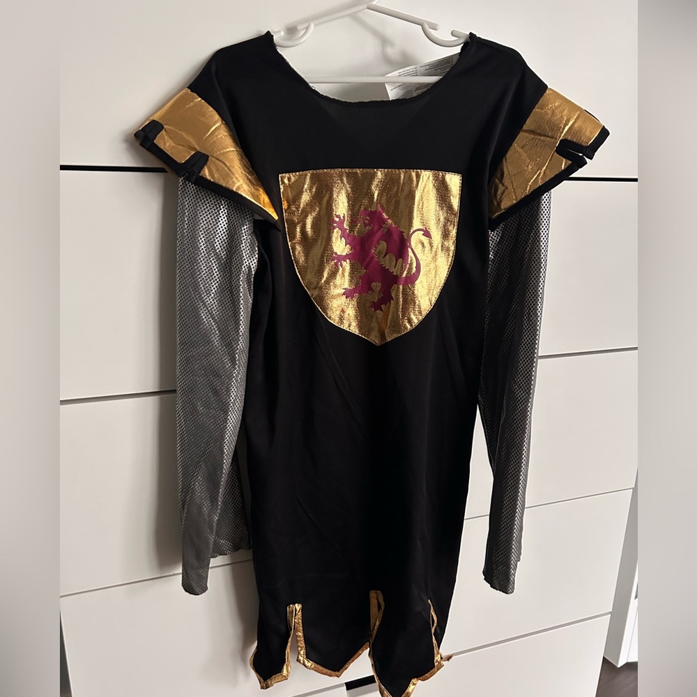 Crusader costume - Size: child Medium